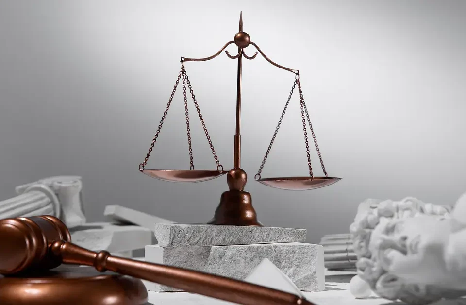 Mediation session between buyer and developer in Dubai