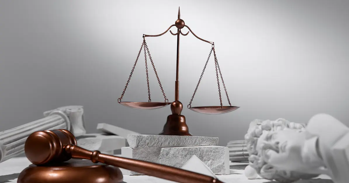Mediation session between buyer and developer in Dubai