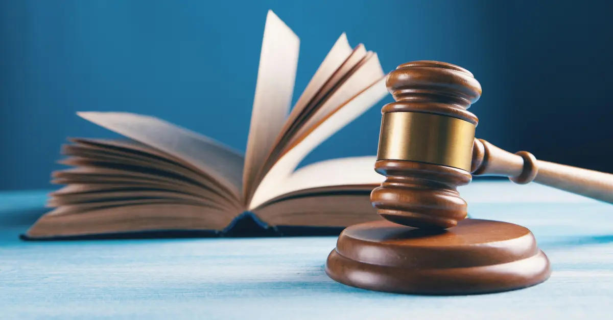 نمای بیرونی دیوان تمییز دبی در پرونده ضمانت‌نامه‌ها