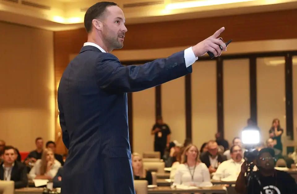 دادگاه دبی و تحلیل مسئولیت ضامن در دعاوی بین‌المللی