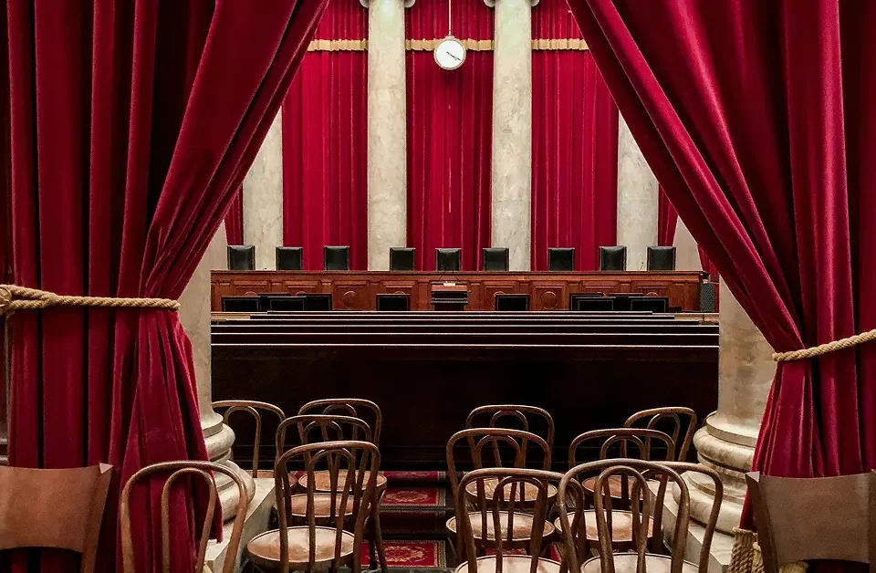 هیأت داوری در دبی و نقش آن در صدور اقدامات موقت